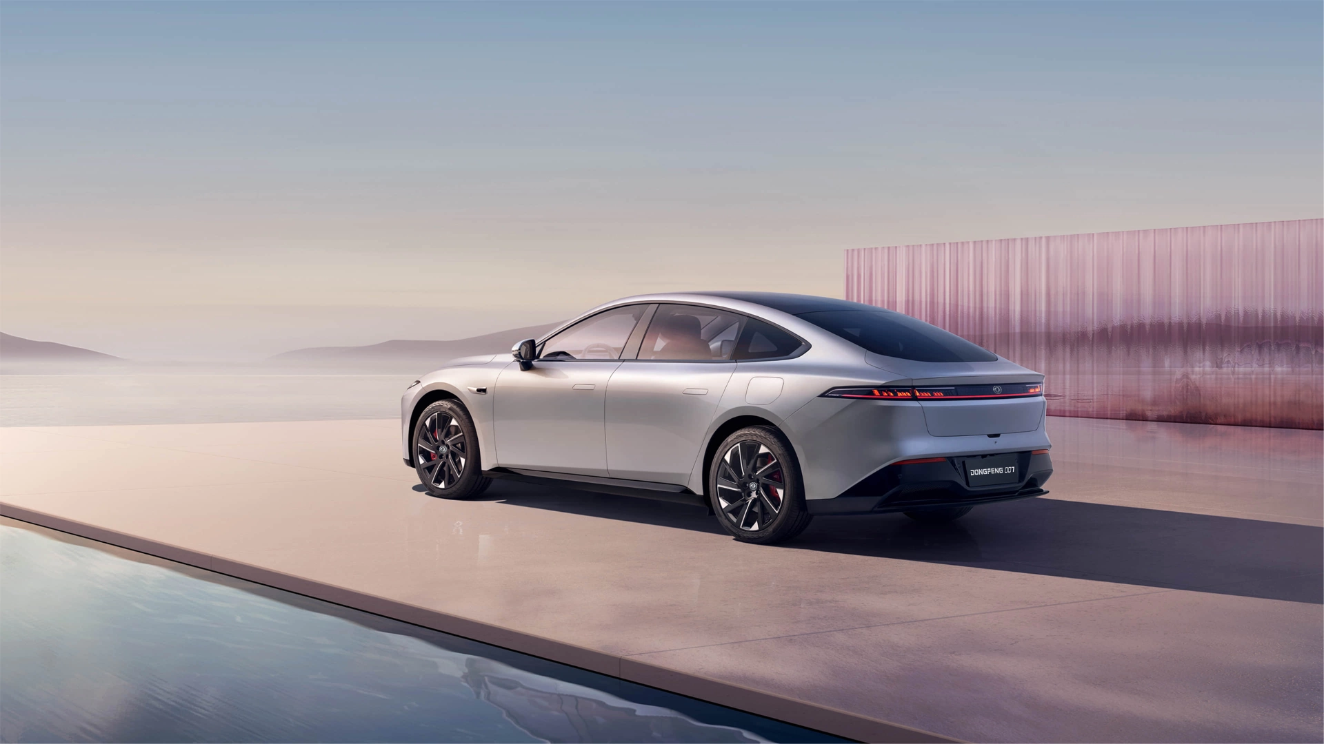 007 on the open road