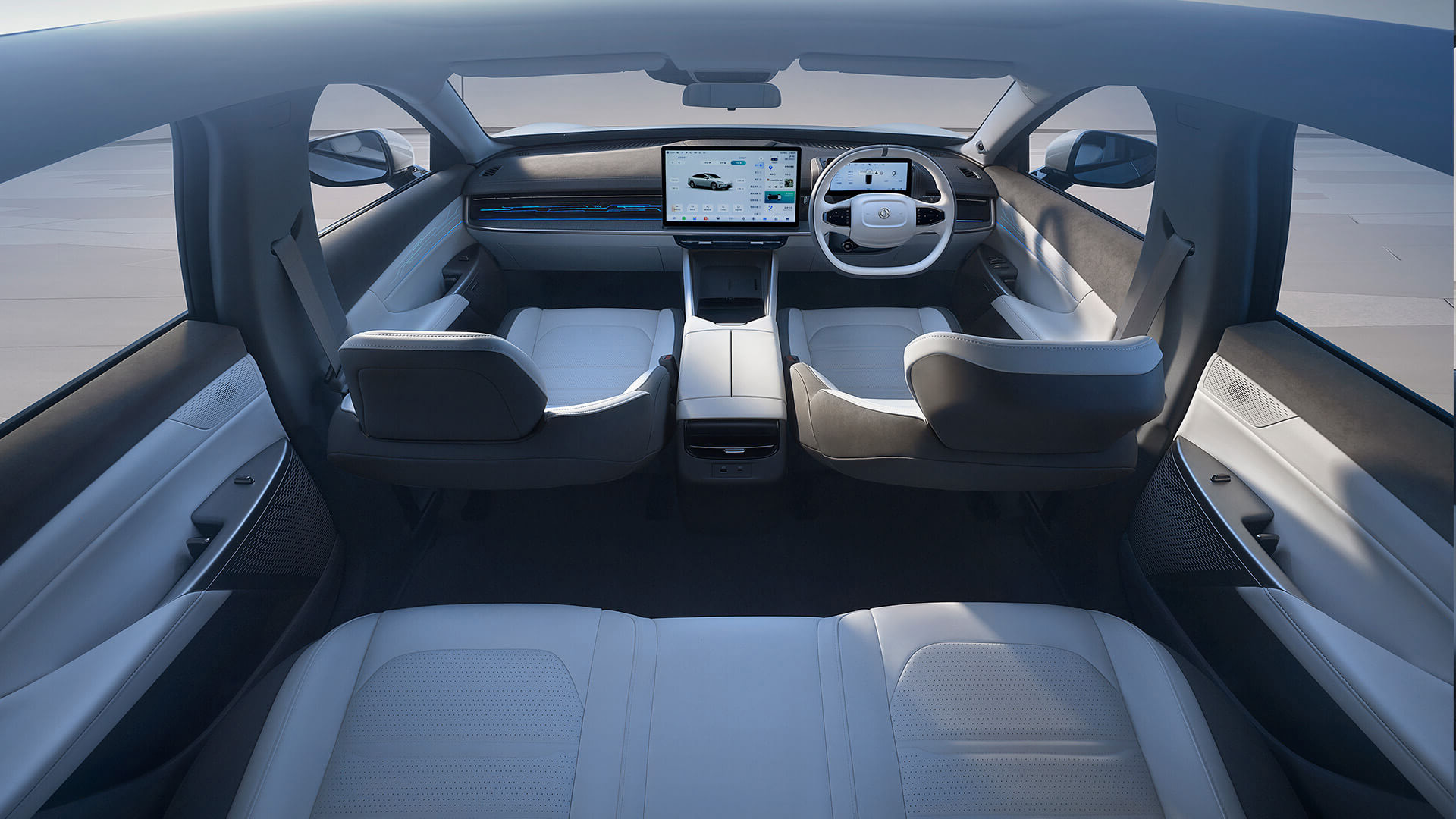 Dongfeng 007 interior